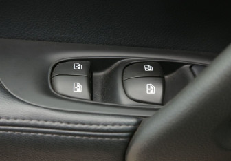 Подержанный автомобиль Nissan Qashqai 2020 года (17 фото)