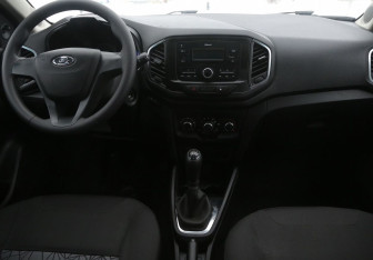 Подержанный автомобиль LADA (ВАЗ) XRAY 2018 года (12 фото)