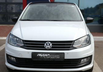 Подержанный автомобиль Volkswagen Polo Sedan 2019 года (2 фото)
