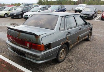 Подержанный автомобиль LADA (ВАЗ) 2115 2007 года (7 фото)
