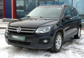 Подержанный автомобиль Volkswagen Tiguan 2011 года (3 фото)