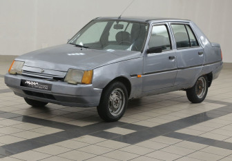 Подержанный автомобиль ЗАЗ 1103 «Славута» 2006 года (8 фото)