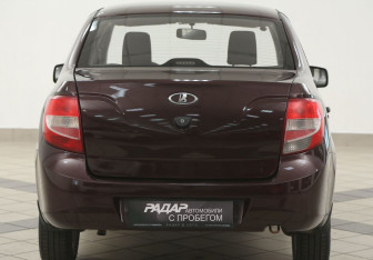 Подержанный автомобиль LADA (ВАЗ) Granta Sedan 2012 года (3 фото)