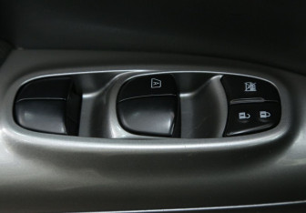 Подержанный автомобиль Nissan Juke 2015 года (17 фото)