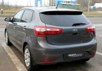 Подержанный автомобиль Kia Rio Hatchback 2014 года (4 фото)