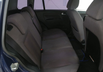 Подержанный автомобиль Ford Fusion 2008 года (11 фото)