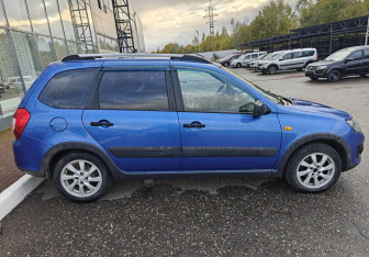 Подержанный автомобиль LADA (ВАЗ) Kalina Wagon 2017 года (8 фото)