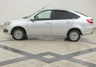 Подержанный автомобиль LADA (ВАЗ) Granta Liftback 2023 года (7 фото)