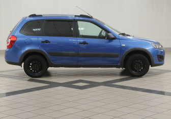 Подержанный автомобиль LADA (ВАЗ) Kalina Wagon 2017 года (5 фото)