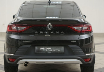 Подержанный автомобиль Renault Arkana 2020 года (3 фото)