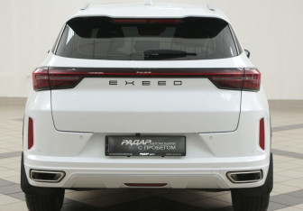 Подержанный автомобиль Exeed LX 2023 года (3 фото)