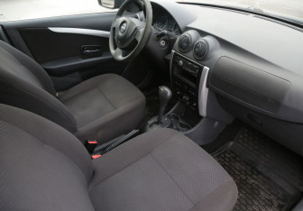 Подержанный автомобиль Nissan Almera Sedan 2017 года (9 фото)