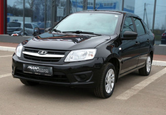 Подержанный автомобиль LADA (ВАЗ) Granta Liftback 2018 года (3 фото)