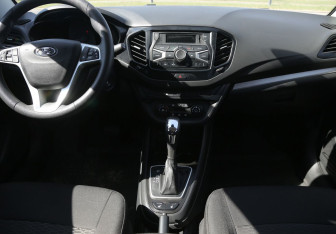 Подержанный автомобиль LADA (ВАЗ) Vesta Sedan 2021 года (12 фото)