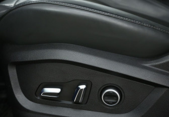 Подержанный автомобиль Exeed LX 2023 года (18 фото)