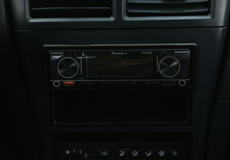 Подержанный автомобиль Nissan Almera Classic 2006 года (13 фото)