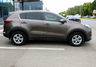 Подержанный автомобиль Kia Sportage 2018 года (7 фото)