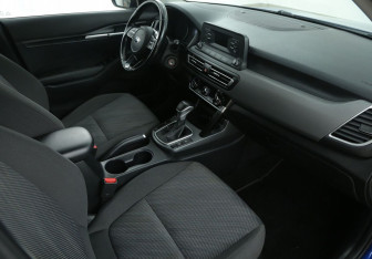 Подержанный автомобиль Kia Seltos 2020 года (17 фото)