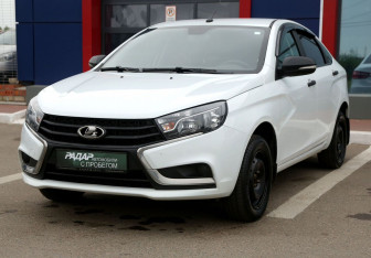 Подержанный автомобиль LADA (ВАЗ) Vesta Sedan 2021 года (3 фото)