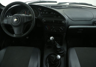 Подержанный автомобиль Chevrolet Niva 2011 года (12 фото)