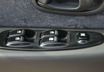 Подержанный автомобиль Kia Spectra Sedan 2007 года (17 фото)