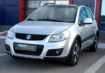 Подержанный автомобиль Suzuki SX4 Hatchback 2011 года (3 фото)