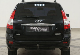 Подержанный автомобиль LADA (ВАЗ) Priora Wagon 2010 года (3 фото)