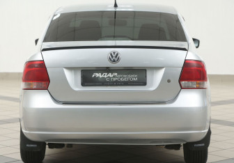 Подержанный автомобиль Volkswagen Polo Sedan 2012 года (3 фото)