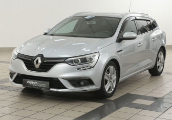 Подержанный автомобиль Renault Megane Wagon 2019 года (8 фото)