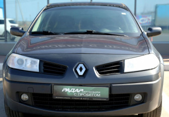 Подержанный автомобиль Renault Megane Sedan 2007 года (2 фото)