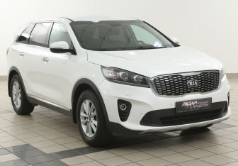 Подержанный автомобиль Kia Sorento 2019 года (1 фото)