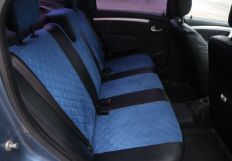 Подержанный автомобиль Renault Logan Sedan 2013 года (11 фото)