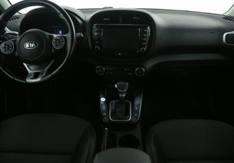 Подержанный автомобиль Kia Soul 2020 года (12 фото)
