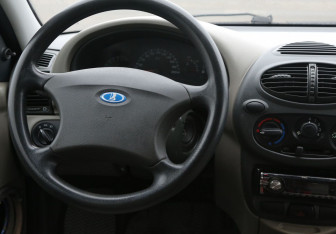 Подержанный автомобиль LADA (ВАЗ) Kalina Sedan 2008 года (14 фото)