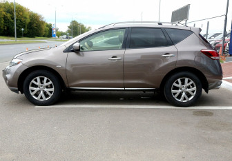 Подержанный автомобиль Nissan Murano Suv 2012 года (8 фото)