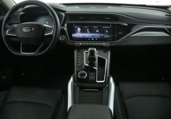 Подержанный автомобиль Geely Atlas Pro 2023 года (12 фото)