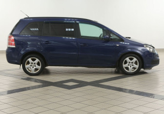 Подержанный автомобиль Opel Zafira Compactvan 2007 года (5 фото)