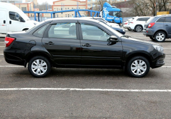 Подержанный автомобиль LADA (ВАЗ) Granta Sedan 2023 года (7 фото)