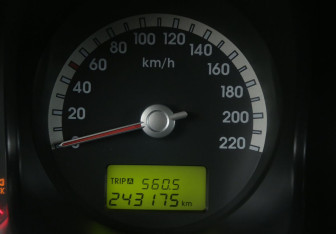 Подержанный автомобиль Kia Sportage 2007 года (18 фото)