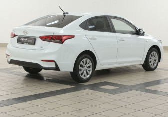 Подержанный автомобиль Hyundai Solaris Sedan 2019 года (4 фото)