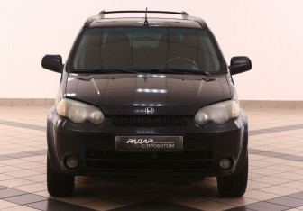 Подержанный автомобиль Honda HR-V 2004 года (3 фото)