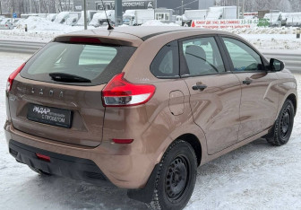 Подержанный автомобиль LADA (ВАЗ) XRAY 2018 года (6 фото)