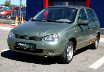 Подержанный автомобиль LADA (ВАЗ) Kalina Wagon 2011 года (3 фото)