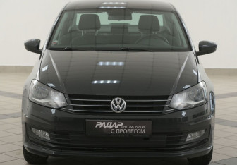 Подержанный автомобиль Volkswagen Polo Sedan 2016 года (6 фото)