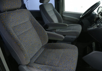 Подержанный автомобиль Mercedes-Benz Vito 1999 года (10 фото)