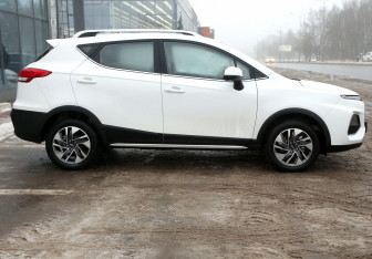 Подержанный автомобиль JAC JS3 2024 года (7 фото)