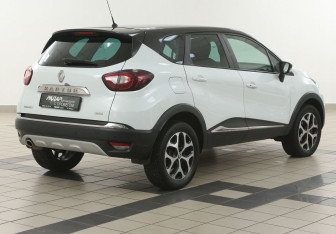 Подержанный автомобиль Renault Kaptur 2019 года (4 фото)