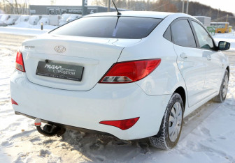 Подержанный автомобиль Hyundai Solaris Sedan 2015 года (6 фото)