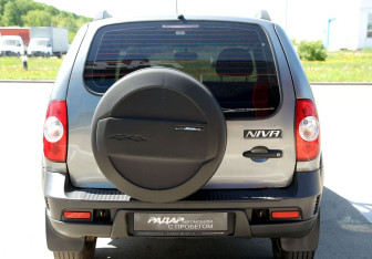 Подержанный автомобиль Chevrolet Niva 2013 года (5 фото)