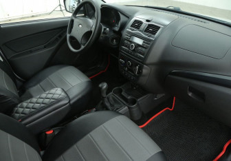 Подержанный автомобиль LADA (ВАЗ) Granta Liftback 2023 года (9 фото)